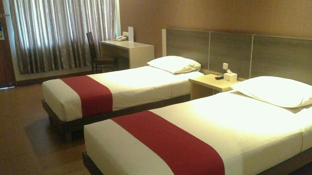 Hotel Sukajadi Hotel, Convention And Gallery Bandung